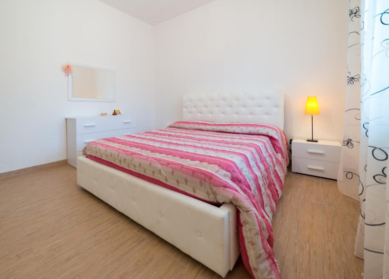Appartamento Casa Grazia Santa Teresa Di Riva Esterno foto